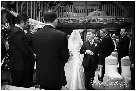 Tewin Bury Farm Wedding Phtographs Sean Gannon 012