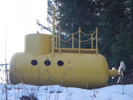 Yellow Submarine Roadside