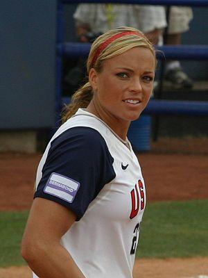 English: Jennie Finch pitching against China i...