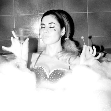 When you forget how to be a heartbreaker, Marina and the Diamonds is there to pick you back up, one martini at a time.[Image from http://www.josepvinaixa.com]