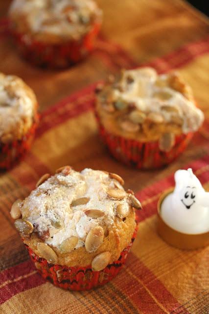 Pumpkin Spice Cream Cheese Muffins