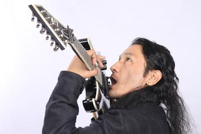 Singtam's Sonam Waiba stood second at Guitar Maestro Nepal 2012,
