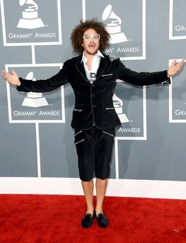 grammys-2013-best-worst-dressed-red-foo-600