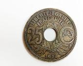 Olympic paperweight Paris 1924 big version 25 cents Francs - altmeansold Olympic paperweight Paris 1924 big version 25 cents Francs - altmeansold