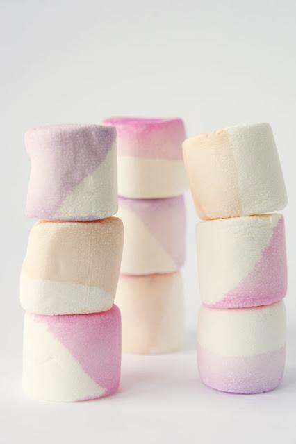 Color dipped marshmallows, water color marshmallow, idlewife, marshmallow wedding ideas