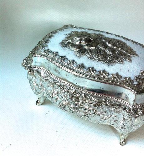 Antique Filigree Jewelry Box, vintage jewelry box, etsy jewelry box, etsy jewelry organizer