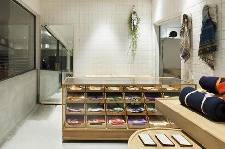 Evolution of traditional KIMONO store in Kyoto by Yusuke Seki