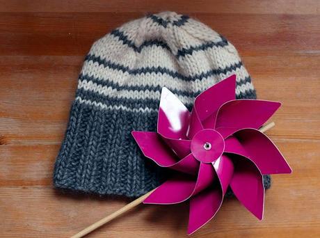 Grey and White Knit Hat | Free Pattern