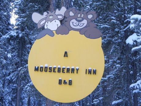 Welcome sign to A Mooseberry Inn