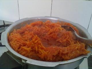 Carrot Halwa -Gajar Halwa/Gajerela in a Jiffy and a Tried and tested Short Cut