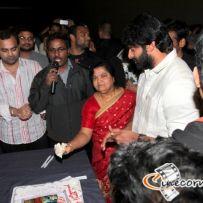 thumbs prabhas in usa mirchi tour photos pics 25 Mirchi USA Success Tour: Prabhas In LA   Photos