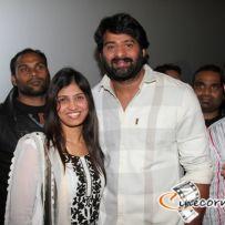 thumbs prabhas in usa mirchi tour photos pics 27 Mirchi USA Success Tour: Prabhas In LA   Photos