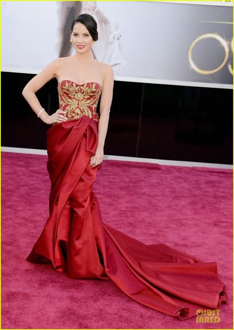 Gorgeous Celebs at Oscars 2013