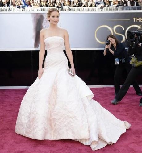 Gorgeous Celebs at Oscars 2013