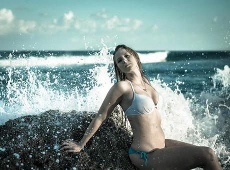 Palm Beach Makos Cheerleaders Bikini Calendar