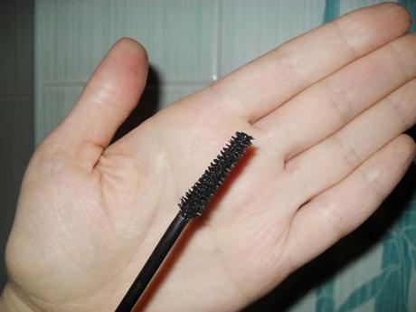 BLACKEST BLACK: L'OREAL LASH ARCHITECT 4D BLACK LACQUER MASCARA REVIEW