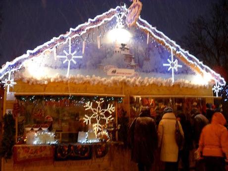 CHRISTMAS NIGHT, CITY DECORATIONS - SAINT PETERSBURG