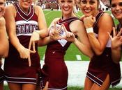 Mississippi State Cheerleaders Throwing Gang Signs