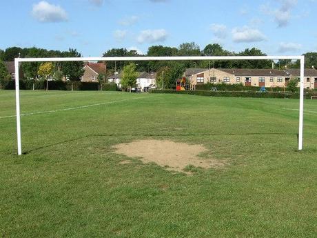 How a set of goalposts should look. Courtesy of Simon Carey