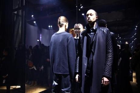 En Noir Fall/Winter 2013 Presentation | Paris Fashion Week
View...