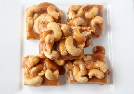 salted-caramel-cashew-bars