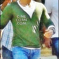 thumbs ramcharan yevadu on location photos pics images gallery leaked stills 1 Ram Charans Yevadu On Location Leaked Photos