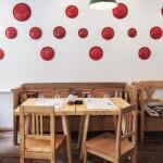 Lacrimi Si Sfinti by Cristian Corvin