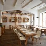 Lacrimi Si Sfinti by Cristian Corvin