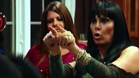 Mob Wives: Ramona Gets Her Ring Back And Renee Gets Her Sass Back. They Call It Time And Punishment.