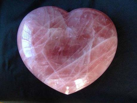 Rose-quartz-heart-carvings-large-7-8-inch-1