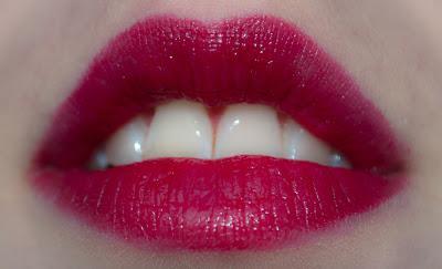 Lily Lolo Natural Lipstick: Desire!