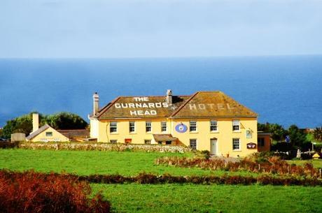 Cornwall honeymoon hotel by the sea