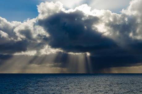 rays of sun through clouds