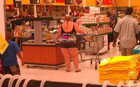 People of Walmart: The Cheeky-Short-Shorts Edition - Paperblog