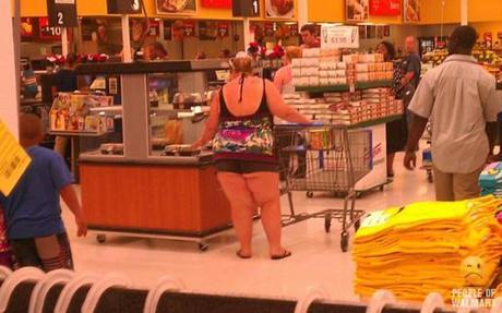 People of Walmart: The Cheeky-Short-Shorts Edition shorts5