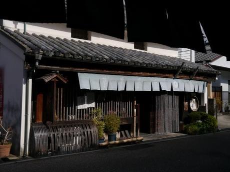P1000375 荘厳な卯建のまちなみ，脇町 / Wakimachi   Udatsu Townscape