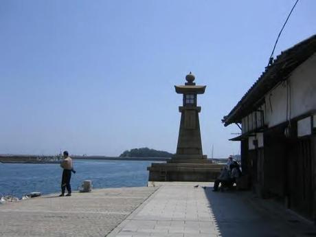 ce867fbabb03e2594429bf3fc12d4b67 潮待ちの港・鞆の浦 / Tomonoura   Shiomachi no minato (a port for awaiting a favorable tide) 