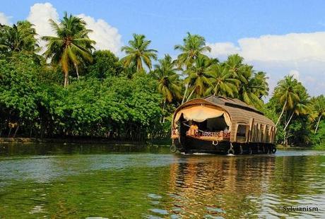 Kerala Houseboat Cruise – Have a Date with Nature