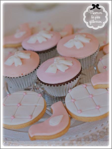 A Romantic Themed Sweet Table for a Gorgeous Wedding by Maman Les p'tits gateaux