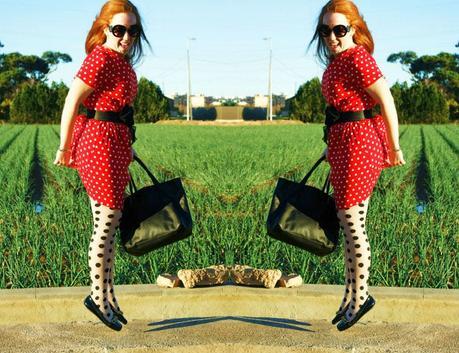 Polka dots in the Wind - Outfit by TheMowWay.com