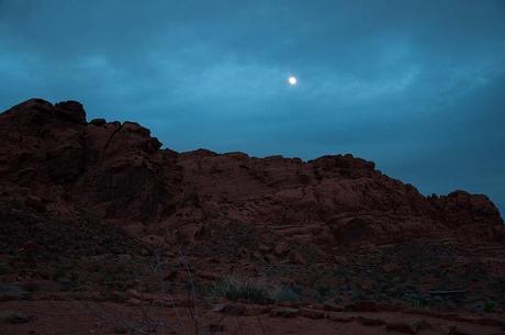 moon over the valley valley of fire 2013