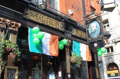 In and Around London... Green London For St Patrick!