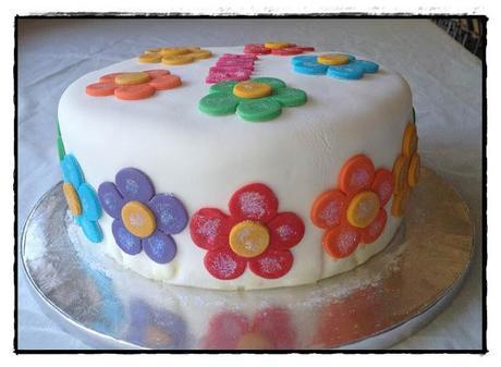 A Flower Rainbow Birthday Cake