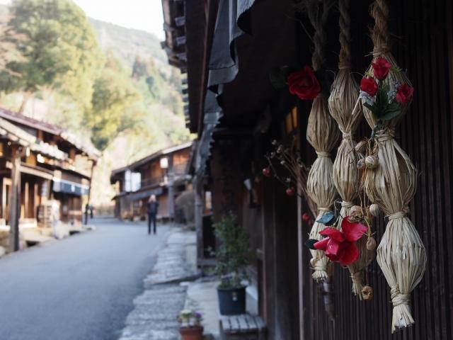 P3090193 木曽妻籠宿，ありし江戸の世の姿のままに / Tsumago juku post town, will take you back in time to the Edo Period.