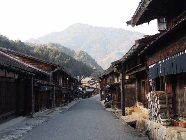 P3090203 木曽妻籠宿，ありし江戸の世の姿のままに / Tsumago juku post town, will take you back in time to the Edo Period.