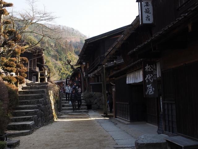 P3090166 木曽妻籠宿，ありし江戸の世の姿のままに / Tsumago juku post town, will take you back in time to the Edo Period.