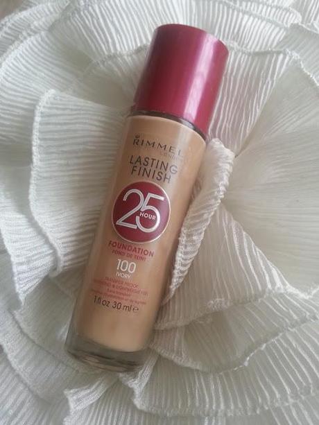 Review: Rimmel Lasting Finish 25hr Foundation