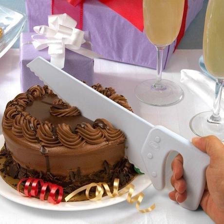 The Table Saw Cake Cutter Cake Cutter