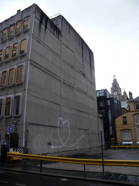 banksy liverpool love heart loop plane lonely villein unurth dec12 3 1000 460x613 Banksy Biplane Loveheart in Liverpool