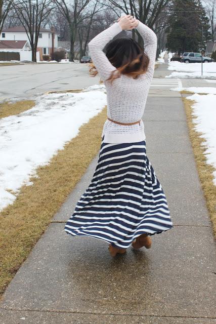Outfit: Maxi Dresses & Knits